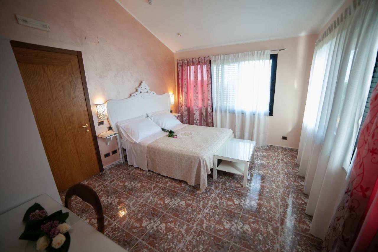 Relais D 'Itria Bed and Breakfast Grottaglie Εξωτερικό φωτογραφία